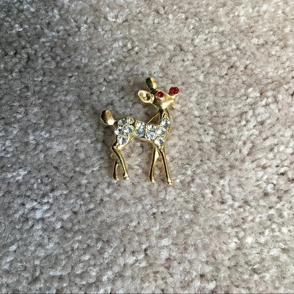 Rudolph The Red Nosed Reindeer Brooch Pin‎ - Picture 1 of 3